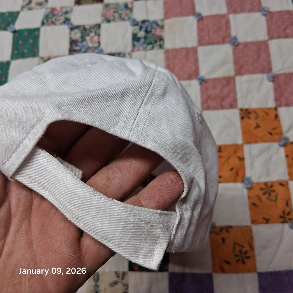 White Baseball Cap Hat Cat Embroidered Playing‎ Cute Adjustable One Size